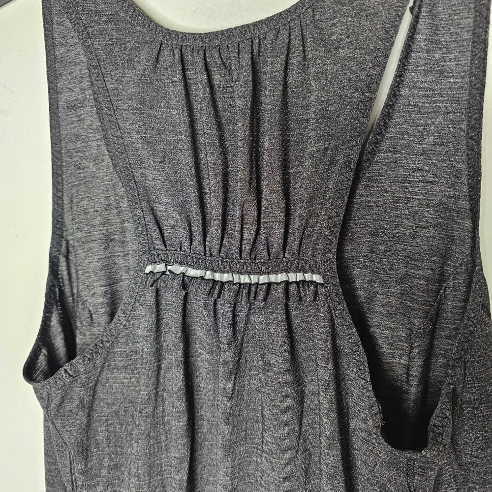 lululemon athletica Women's Gray Racerback Tank Top - Picture 5 of 6